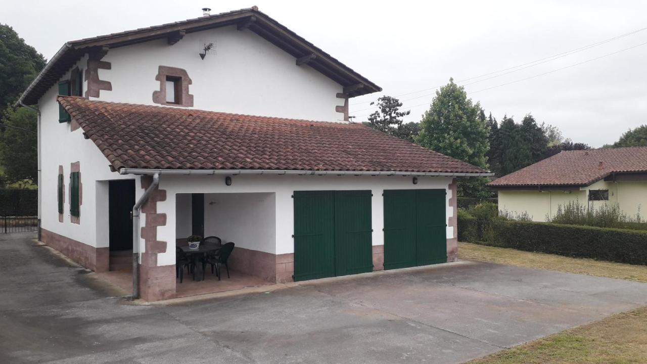 Lopenea Villa Garzáin Buitenkant foto