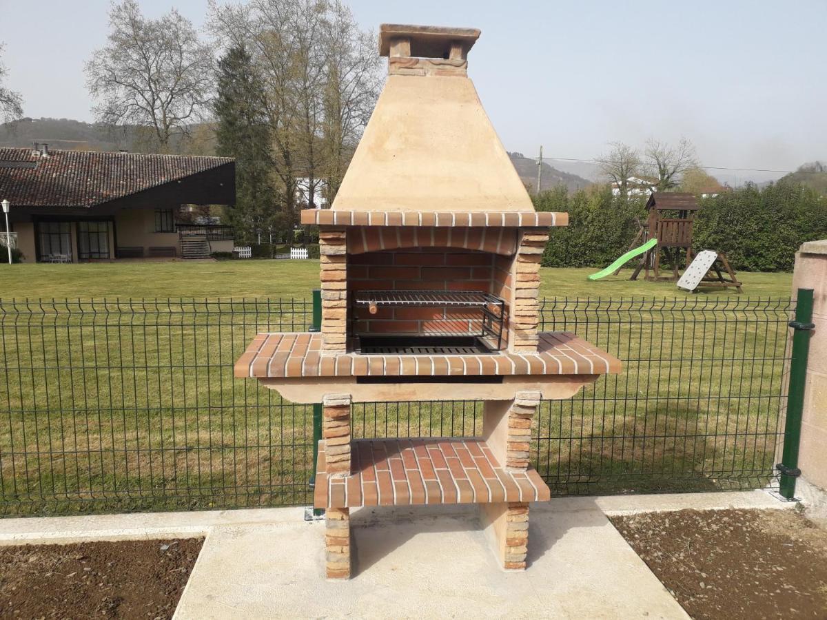 Lopenea Villa Garzáin Buitenkant foto